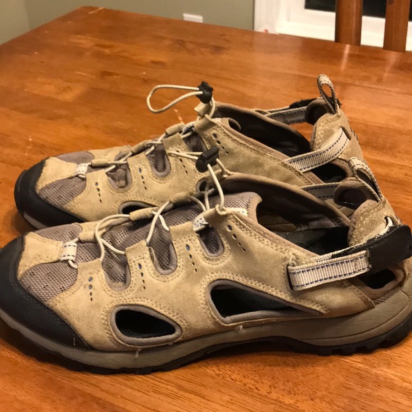 Landsend Sandals - Picture 2 of 4